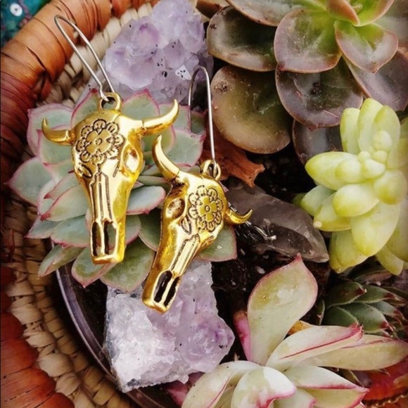 Bohemian Bull Earrings || Taurus || mandala || third eye || boho babe || lovely - Picture 3 of 3